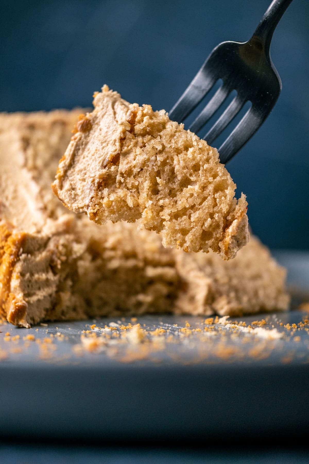 Forkful of vegan biscoff cake.